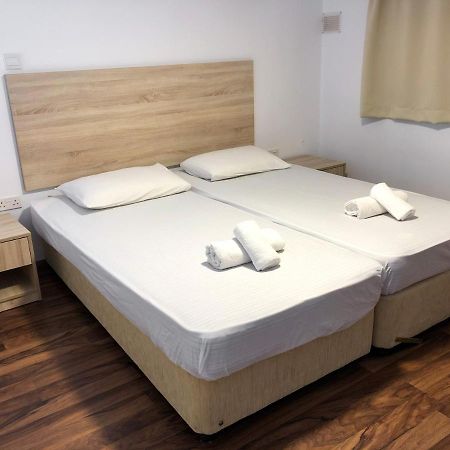 Cozy Loft Apartment ไอยานาปา ภายนอก รูปภาพ