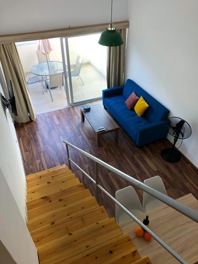 Cozy Loft Apartment ไอยานาปา ภายนอก รูปภาพ